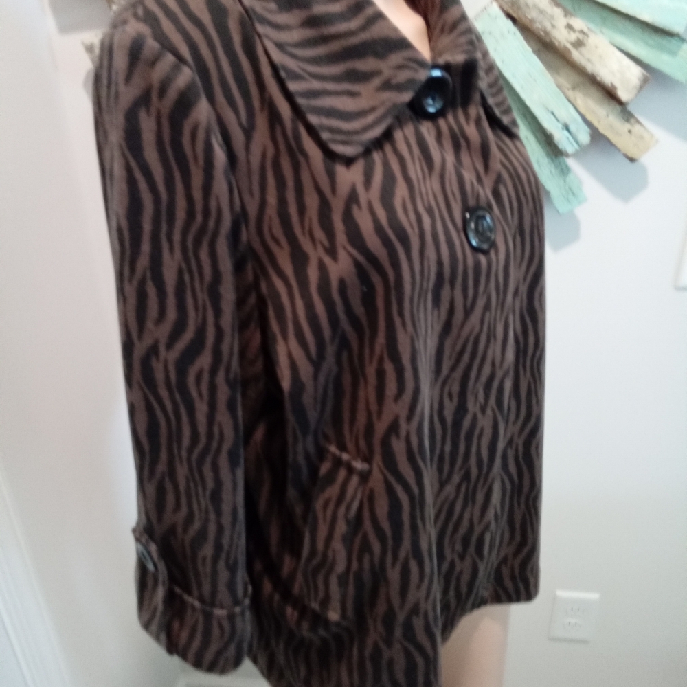 First Option Too Plus Size 16W Brown Zebra Print Coat - Picture 3 of 14